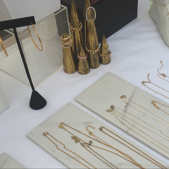 Meet your Posher, Megan - Picture 1 of 1